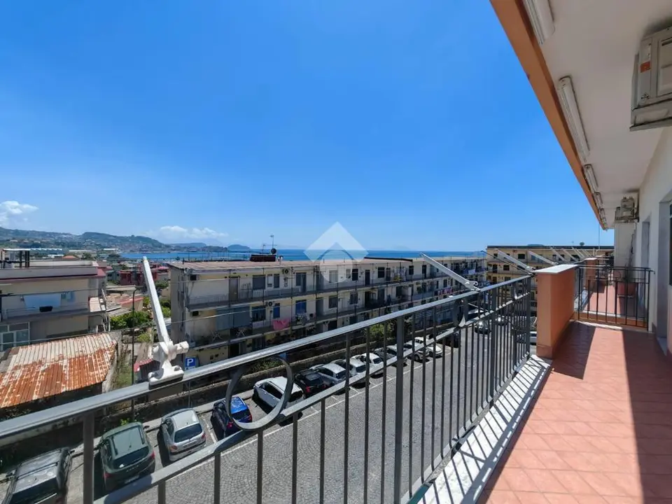 Trilocale in vendita a Pozzuoli