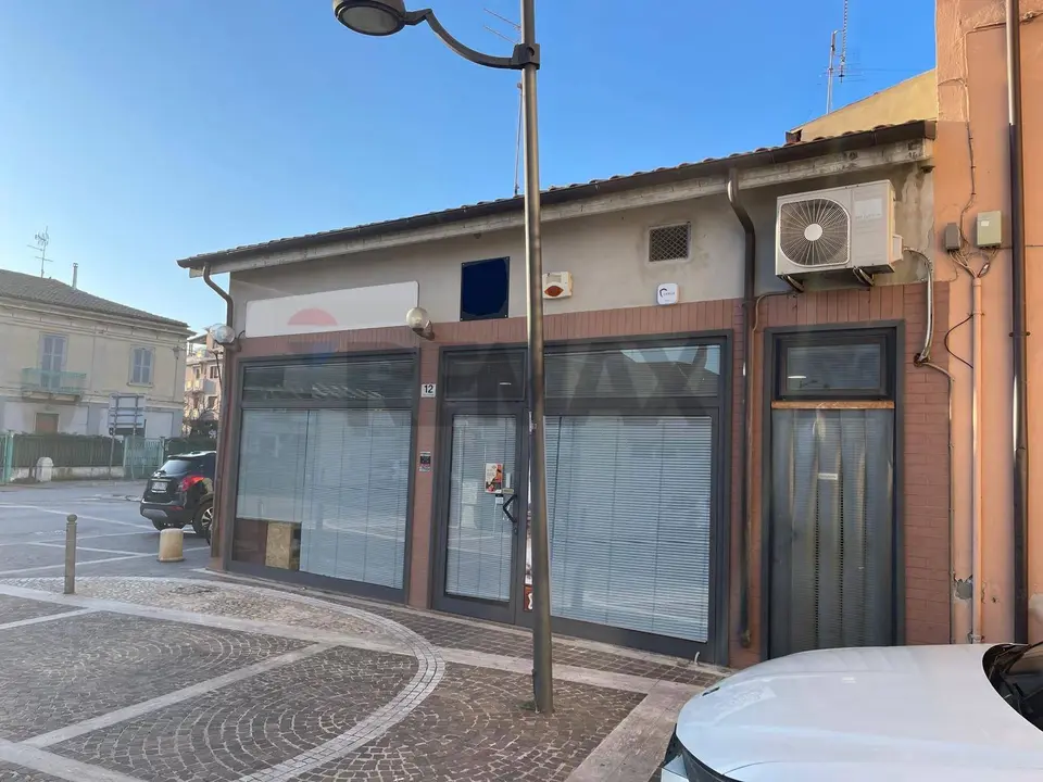 Negozio in Vendita a Pescara