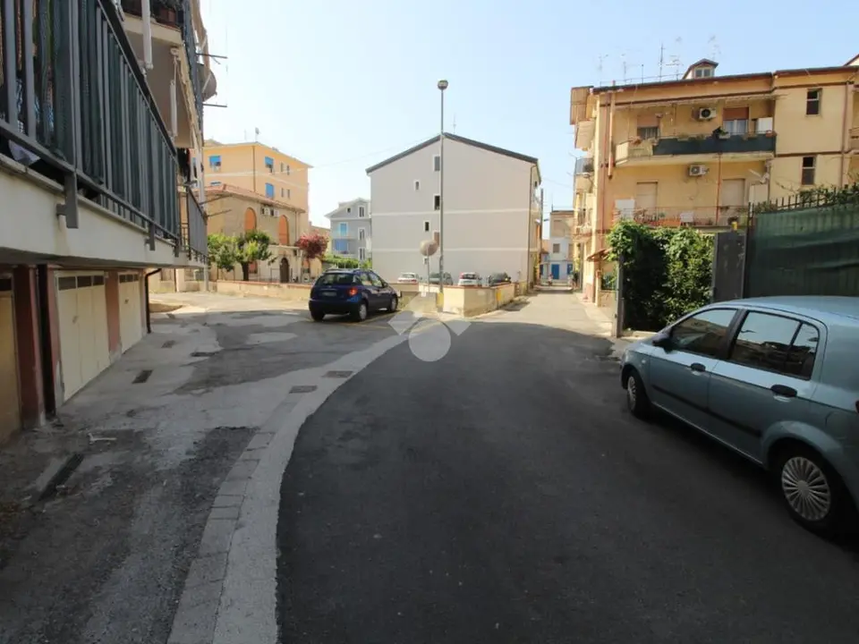Box / posti auto in vendita a Agropoli