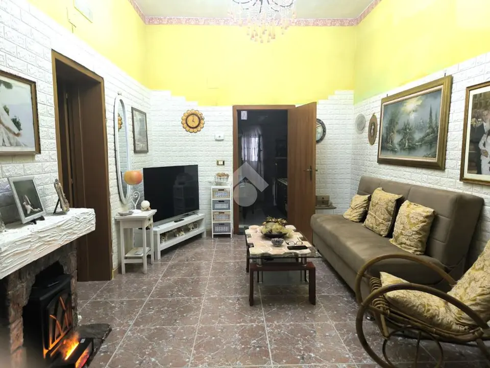 Casa indipendente in vendita a Mola Di Bari