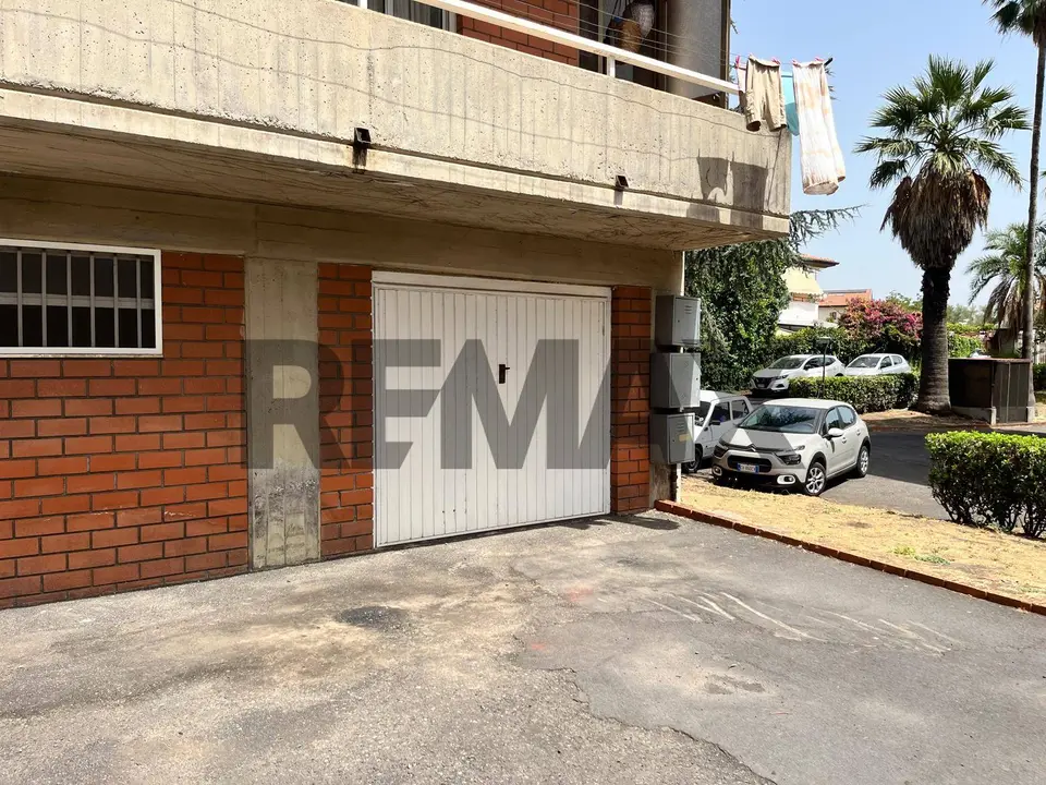 Garage/Box in Vendita a San Giovanni la Punta