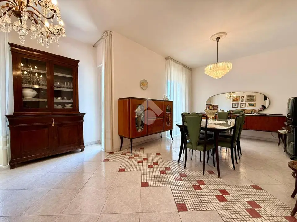 5 locali in vendita a Bitonto