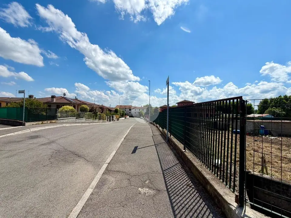 Ter. residenziale in vendita a Villachiara