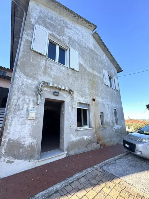 Trilocale in vendita a Montegridolfo