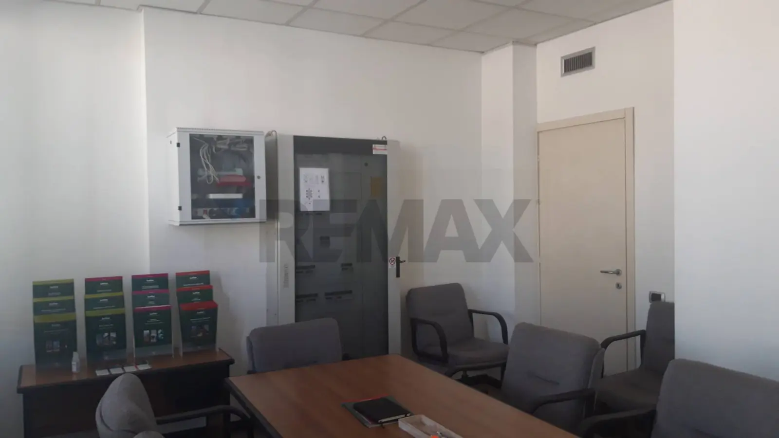 Ufficio in Affitto a Caponago