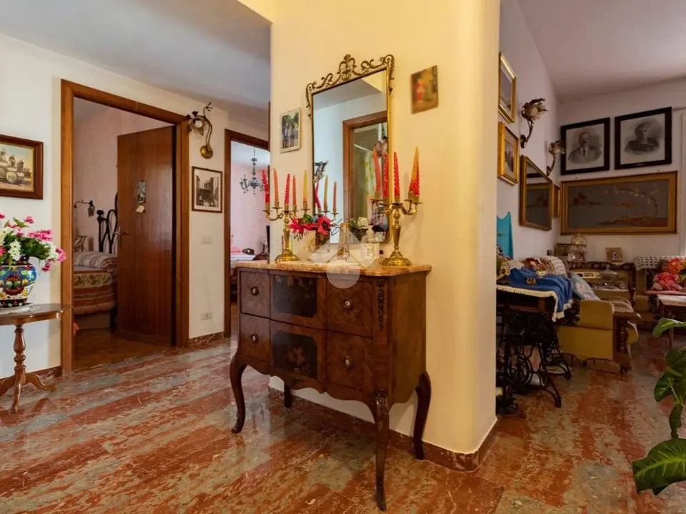 Trilocale in vendita a Roma