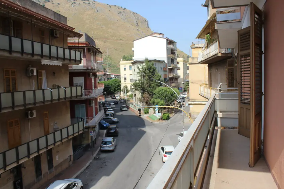 Appartamento in Via J. Kennedy 11, Belmonte Mezzagno (PA)