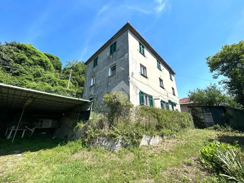 Porzione di bifamiliare in vendita a Serra Riccò