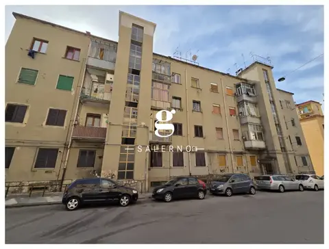 Appartamento in Via Michele Iannicelli, Salerno (SA)