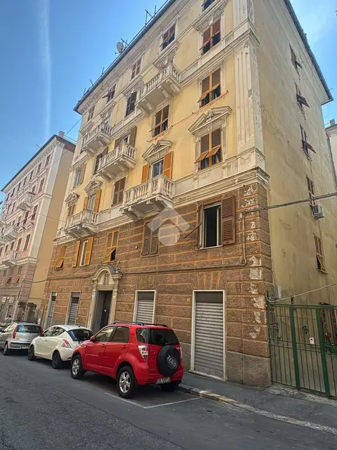 6 locali in vendita a Genova