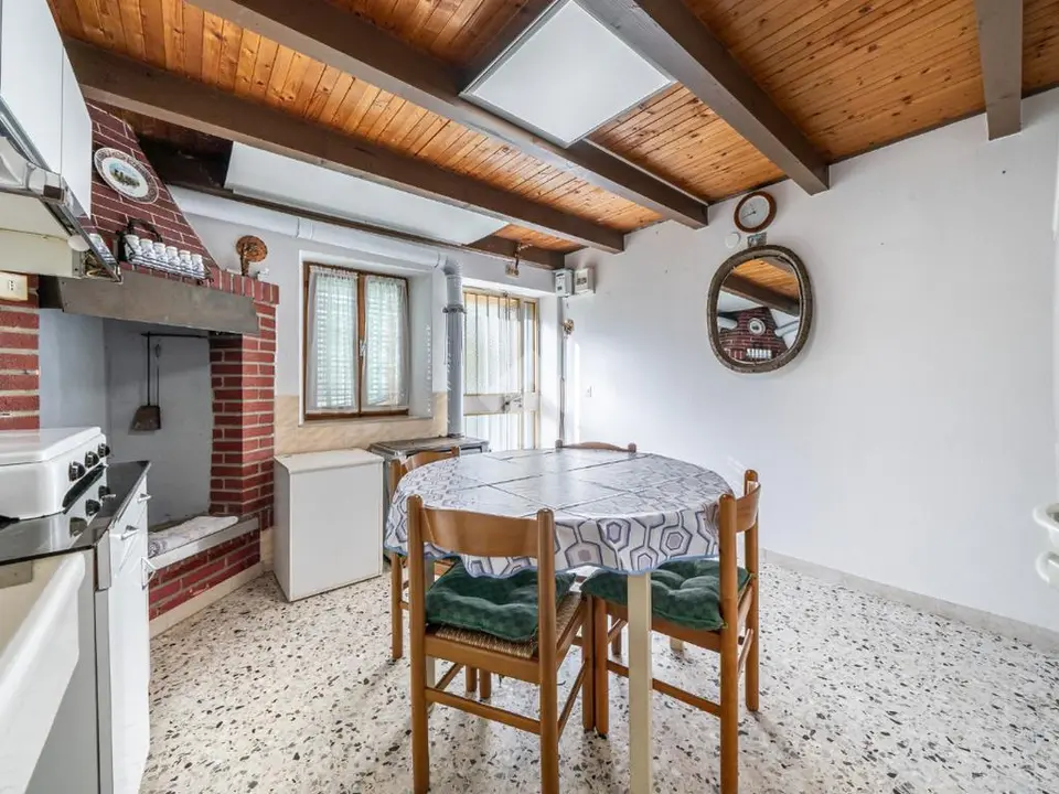 Rustico in vendita a Roverè Veronese
