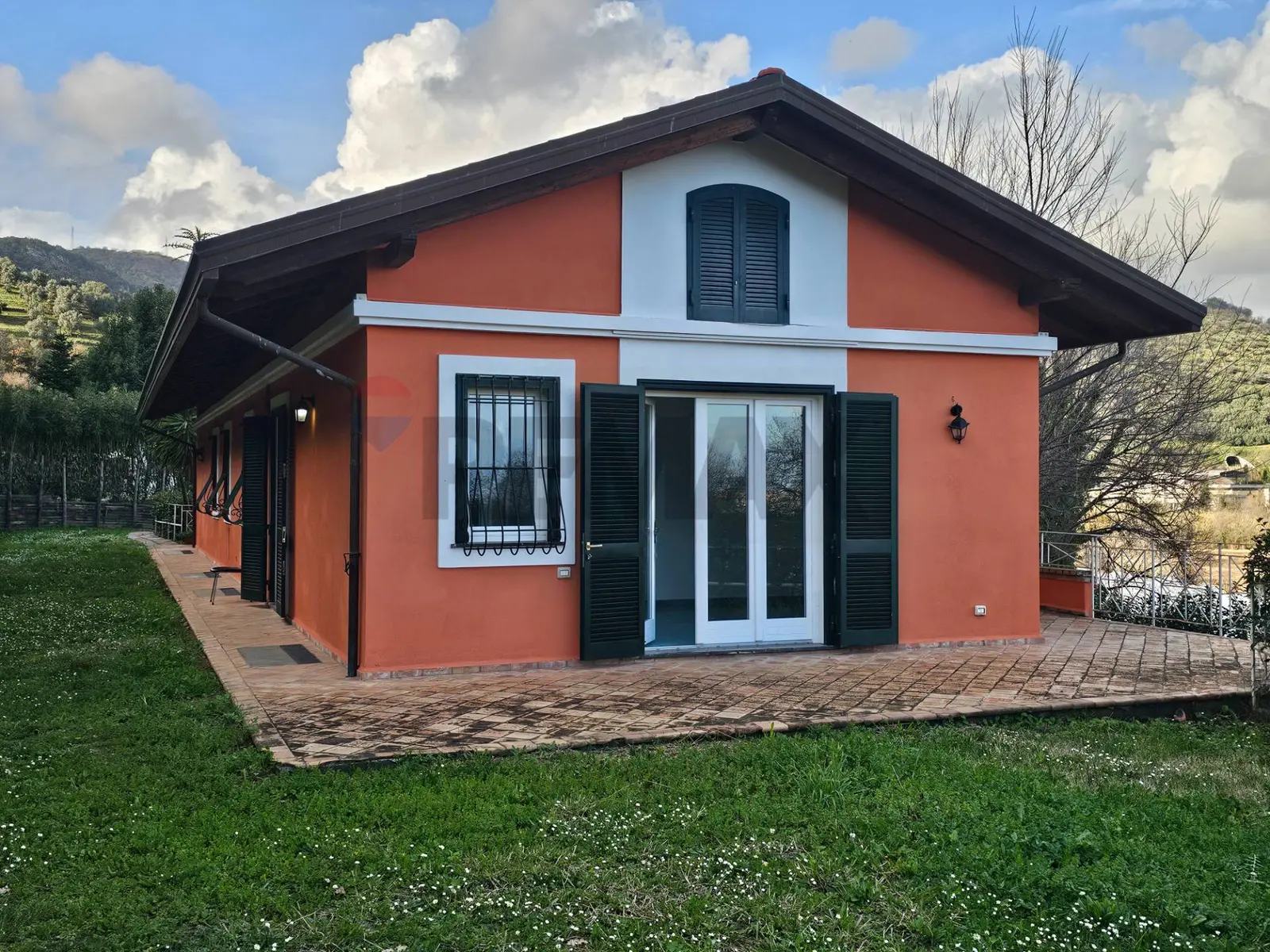 Casa Indipendente in Vendita a Salerno