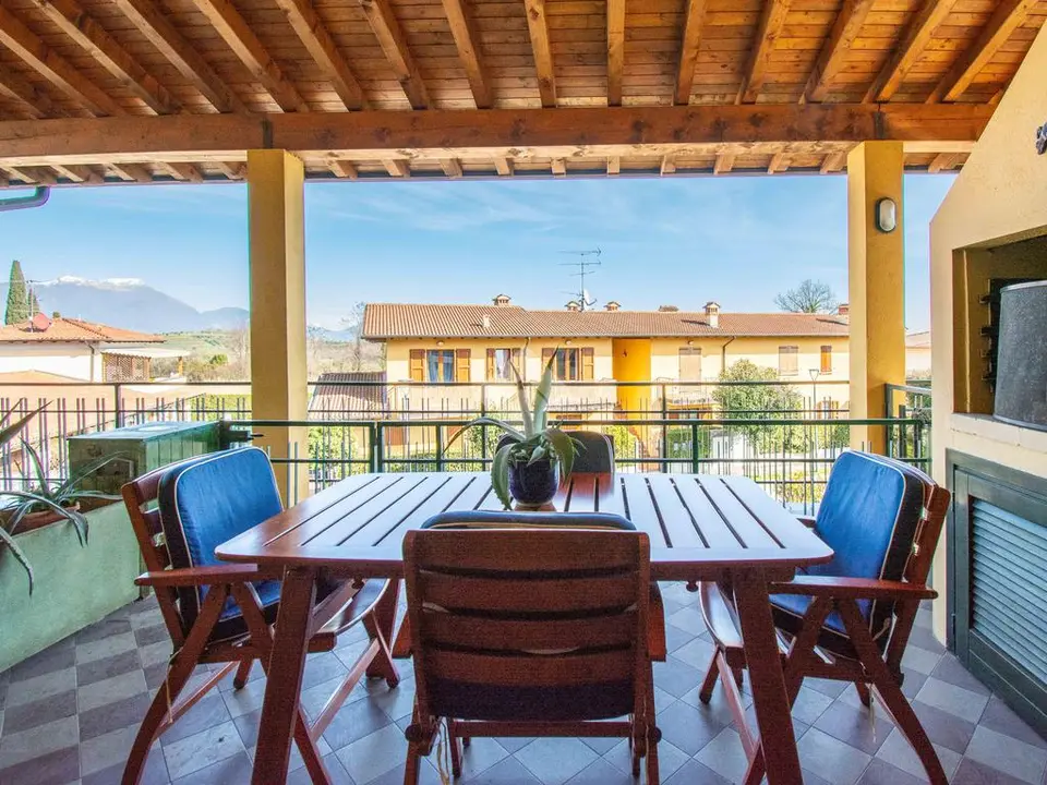 Bilocale in vendita a Polpenazze Del Garda