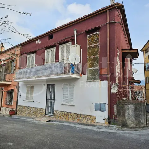 Appartamento in Via dei Longobardi 6, Santa Maria del Cedro (CS)