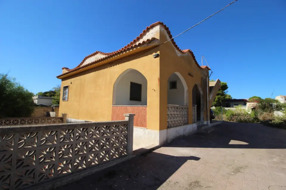 Villa in Contrada Acquadolce Cirenaica snc, Maruggio (TA)
