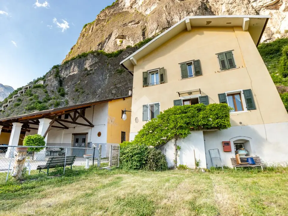 Casa di corte in vendita a Mezzocorona