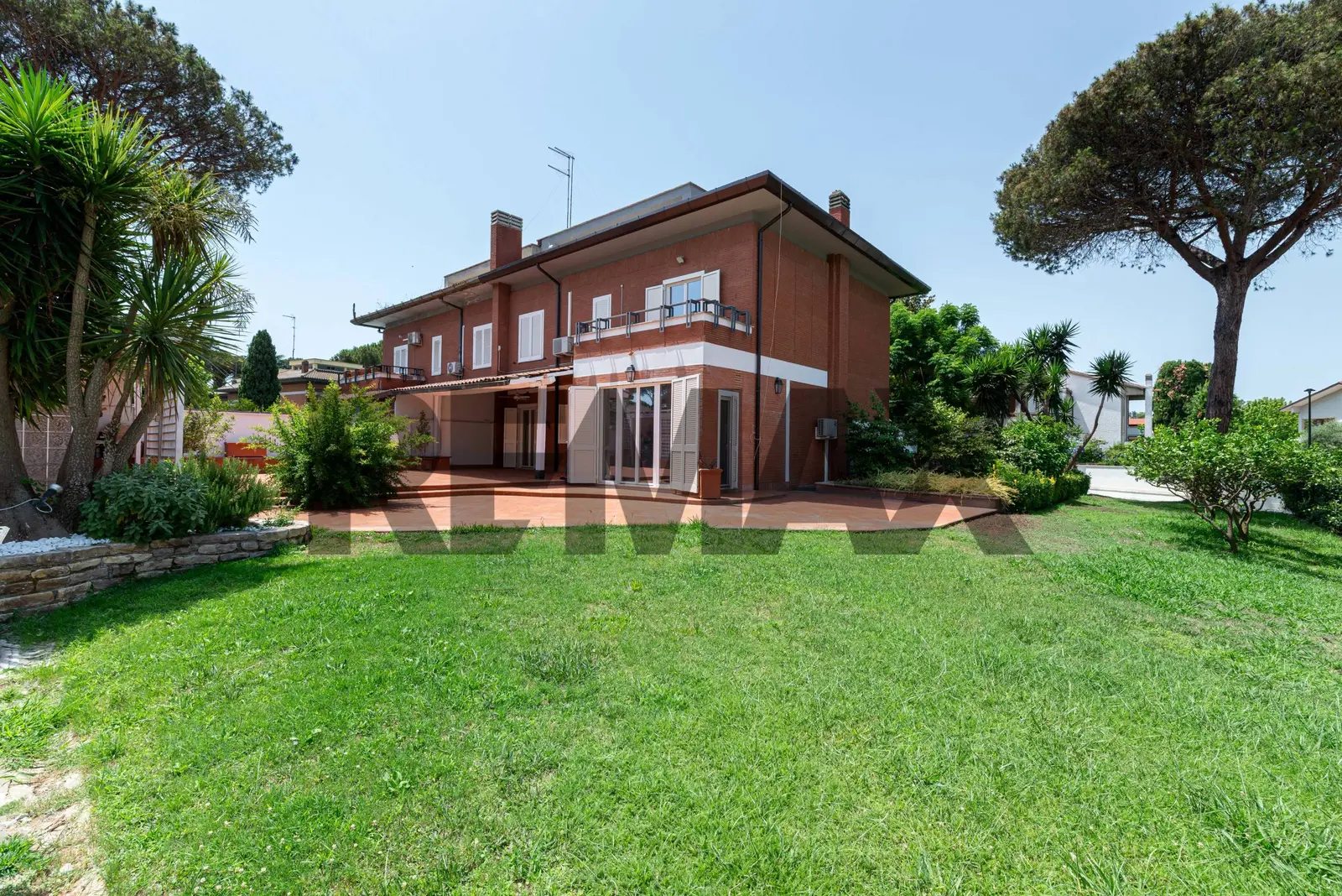 Villa o villino in Affitto a Roma