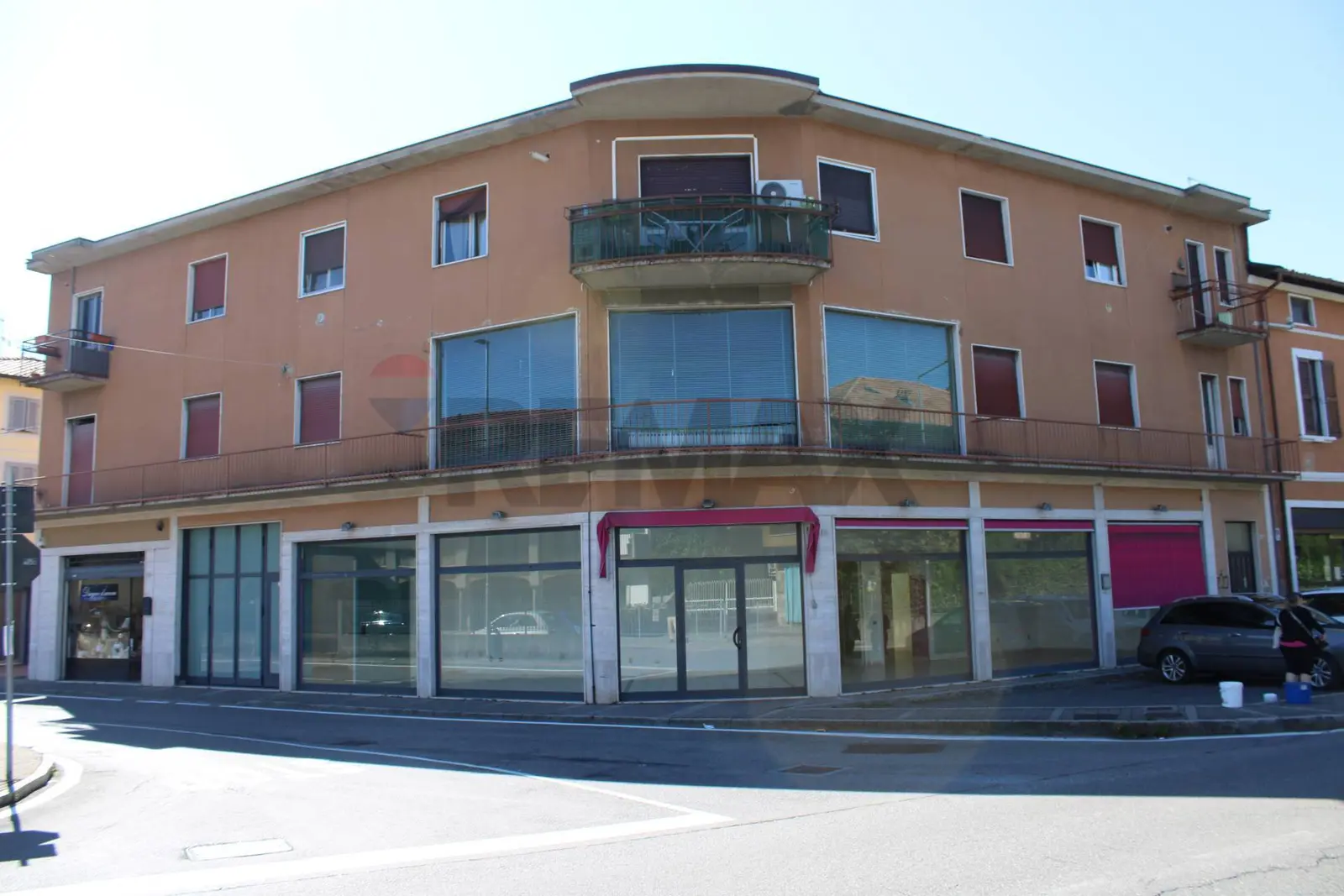 Ufficio in Vendita a Bonate Sotto