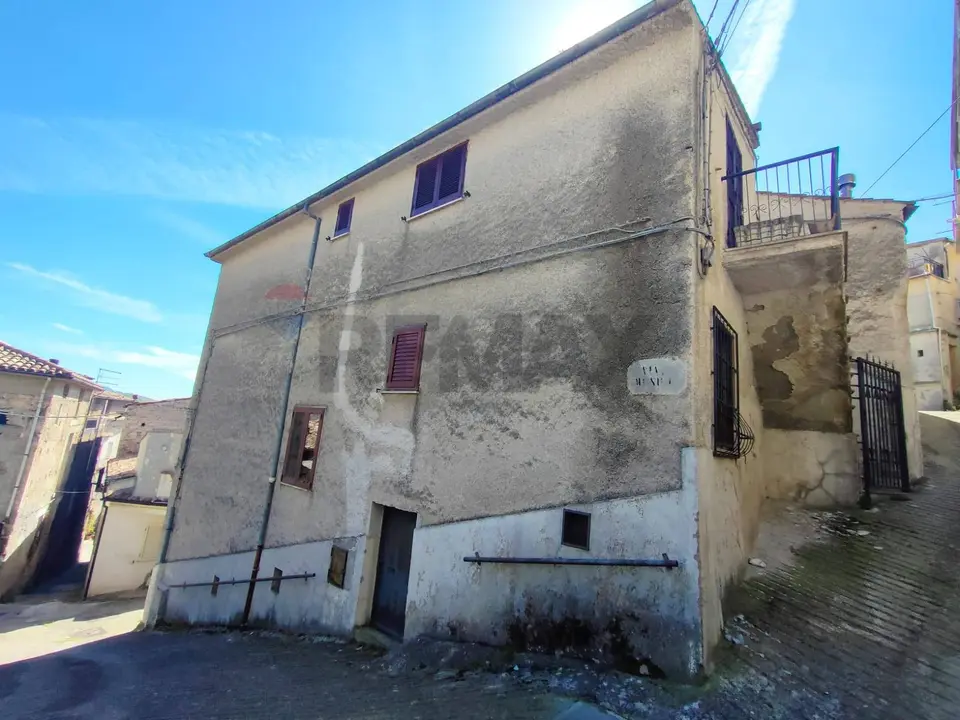 Casa Indipendente in Vendita a Lungro