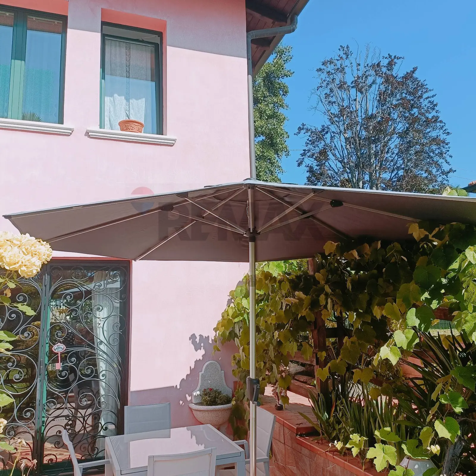 Villa singola in Vendita a Bernareggio