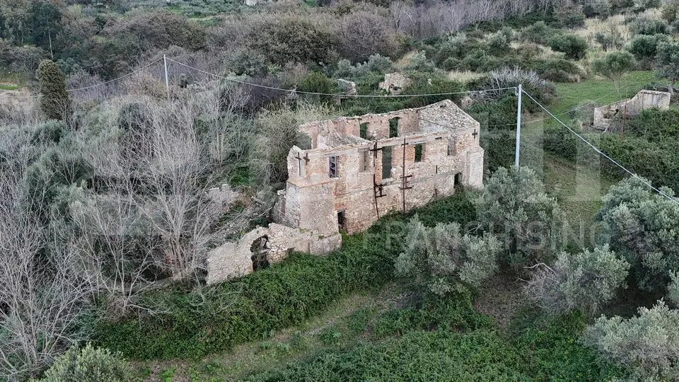 Casa Indipendente in contrada  Margi snc, Rometta (ME)