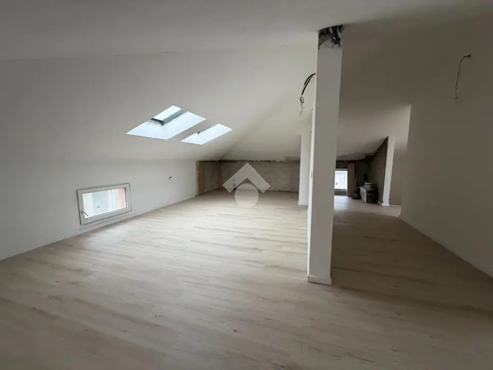 Bilocale in vendita a Osio Sopra