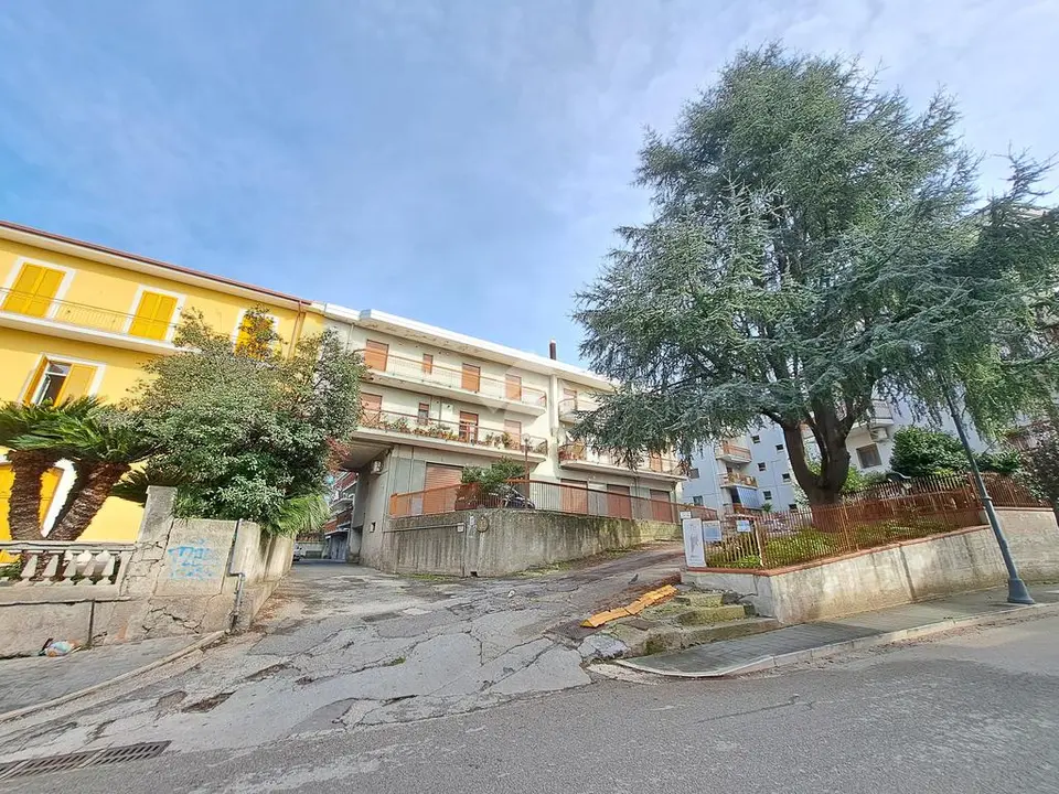 Quadrilocale in vendita a Baronissi