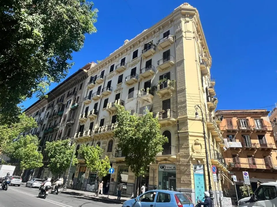 Quadrilocale in affitto a Palermo