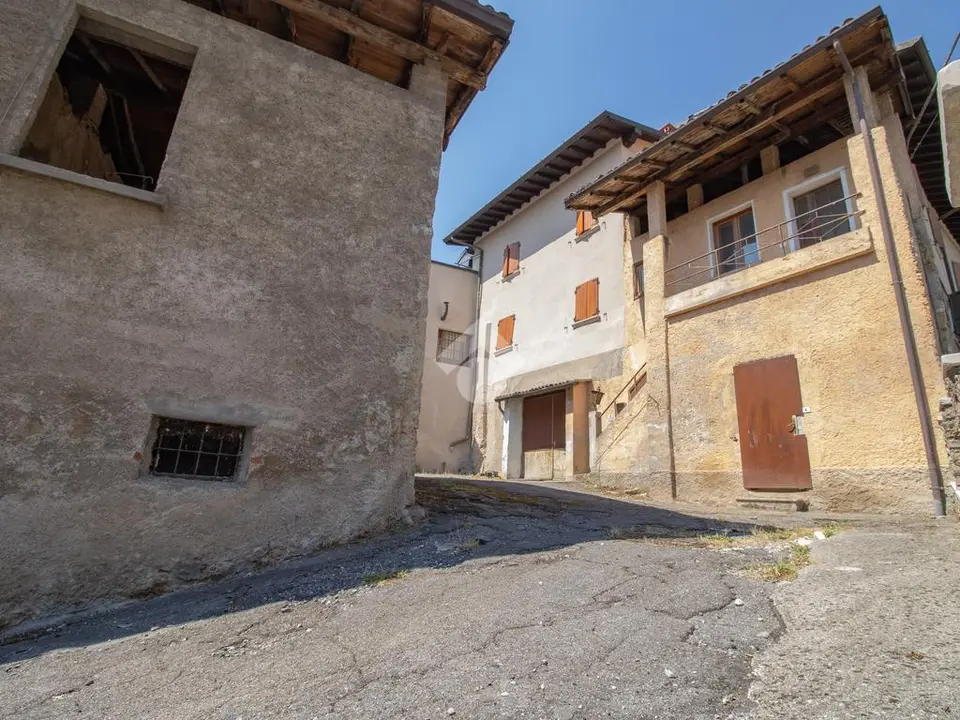Casa semindipendente in vendita a Agnosine