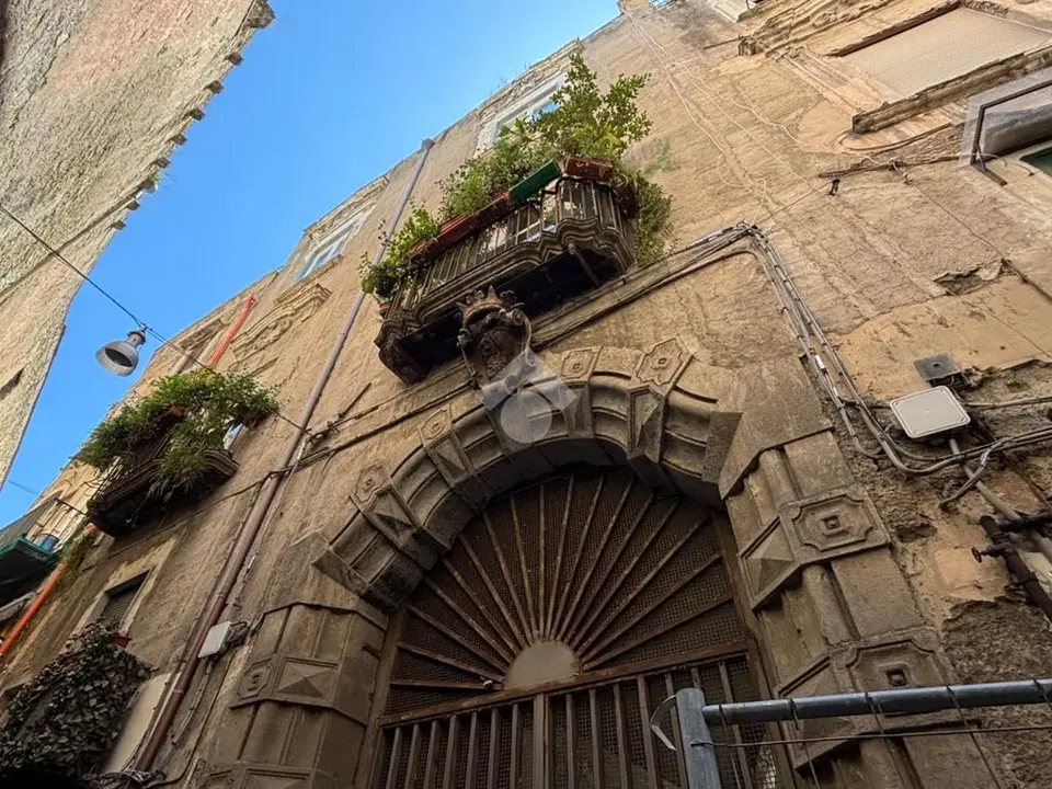 5 locali in vendita a Napoli