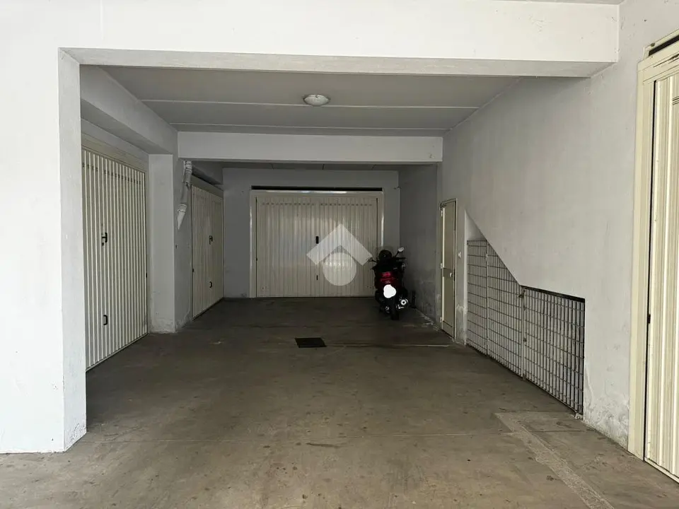 Box / posti auto in vendita a Reggio Di Calabria