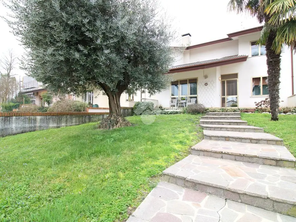Villa a schiera in vendita a Concordia Sagittaria