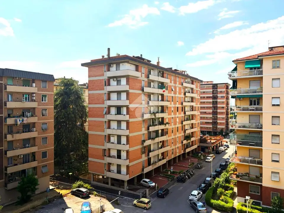 Quadrilocale in vendita a Firenze