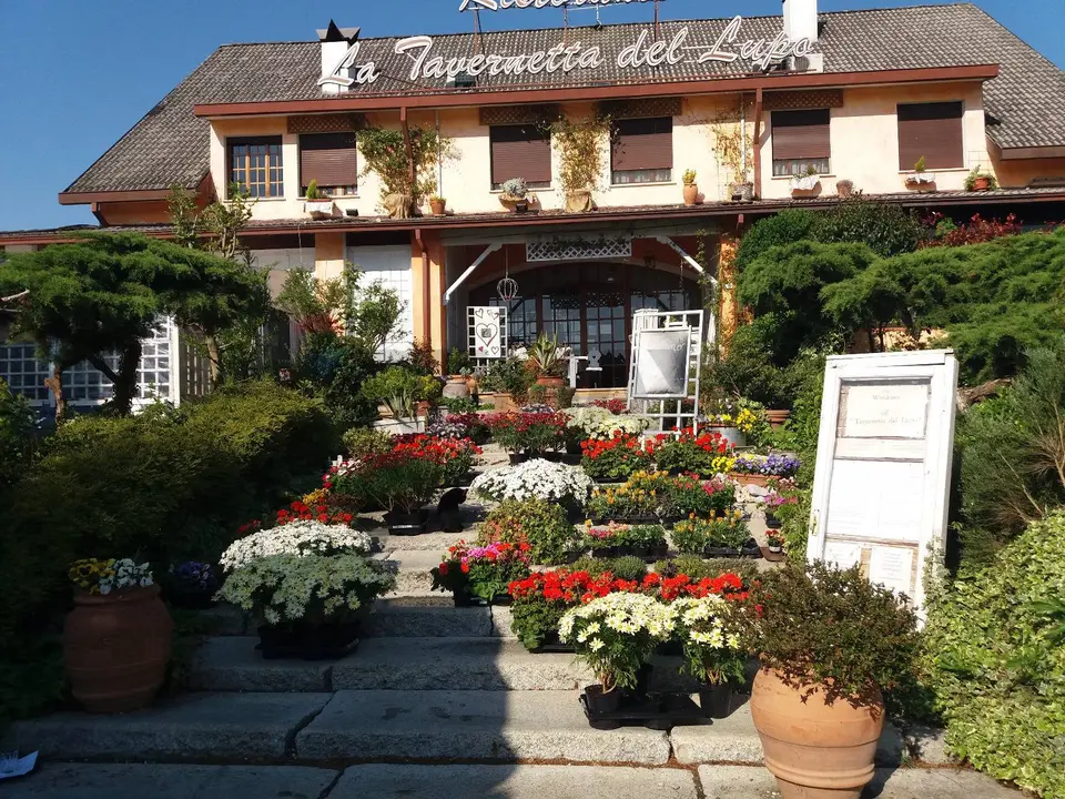 Albergo/Hotel in Vendita a Brescello