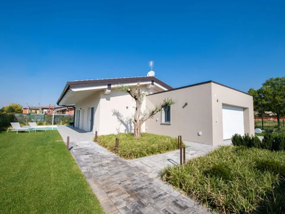 Villa singola in vendita a Affi