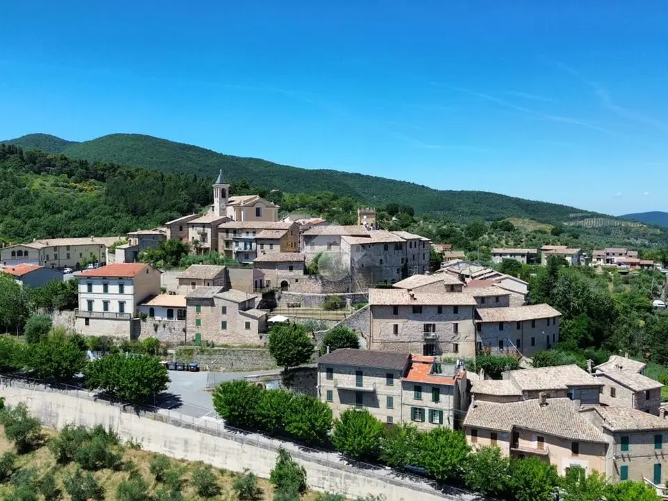 Casa semindipendente in vendita a Giano Dell'Umbria