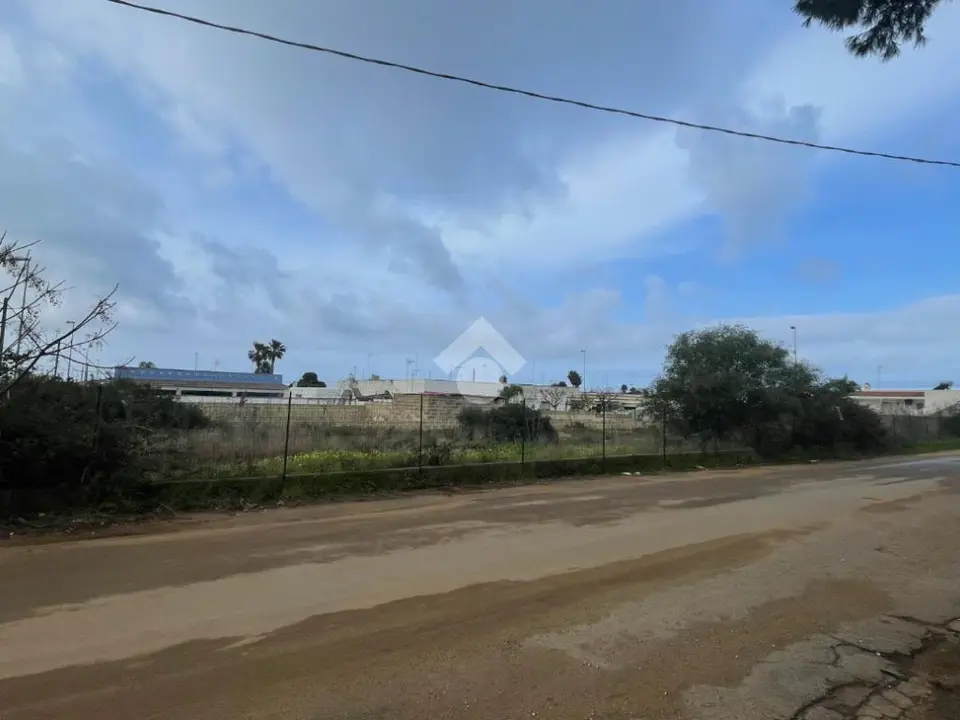 Ter. residenziale in vendita a Taviano