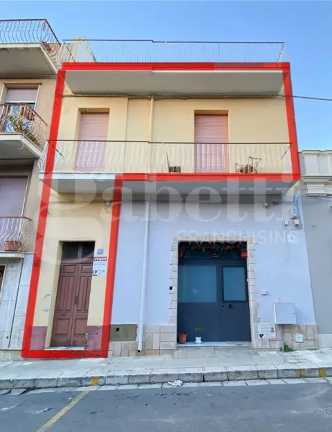 Appartamento in Via Durando  87, Pachino (SR)
