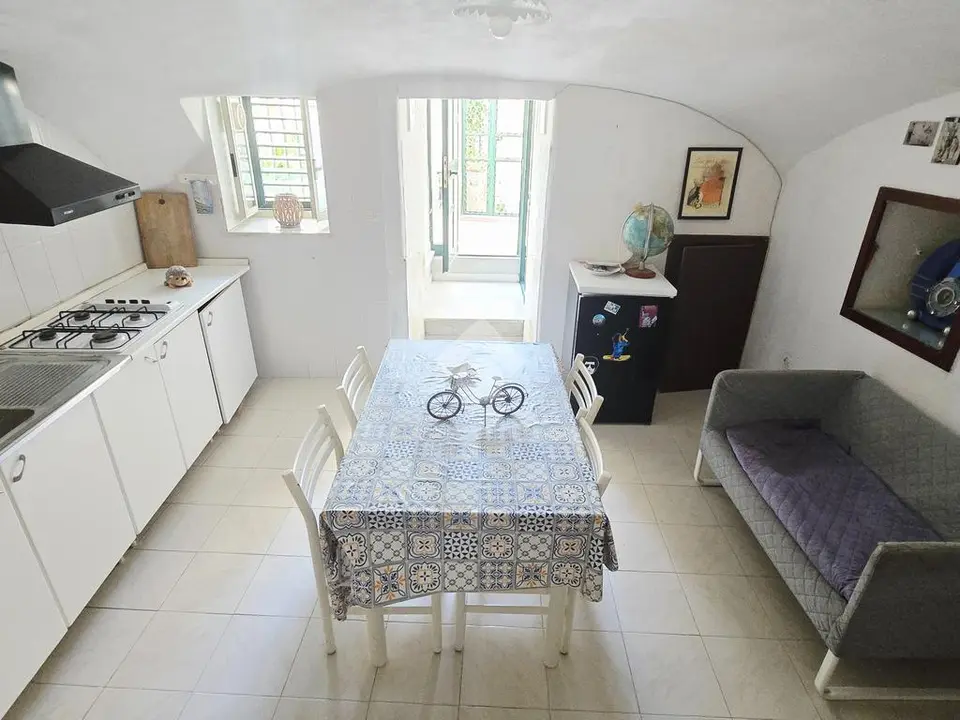 Bilocale in vendita a Vietri Sul Mare