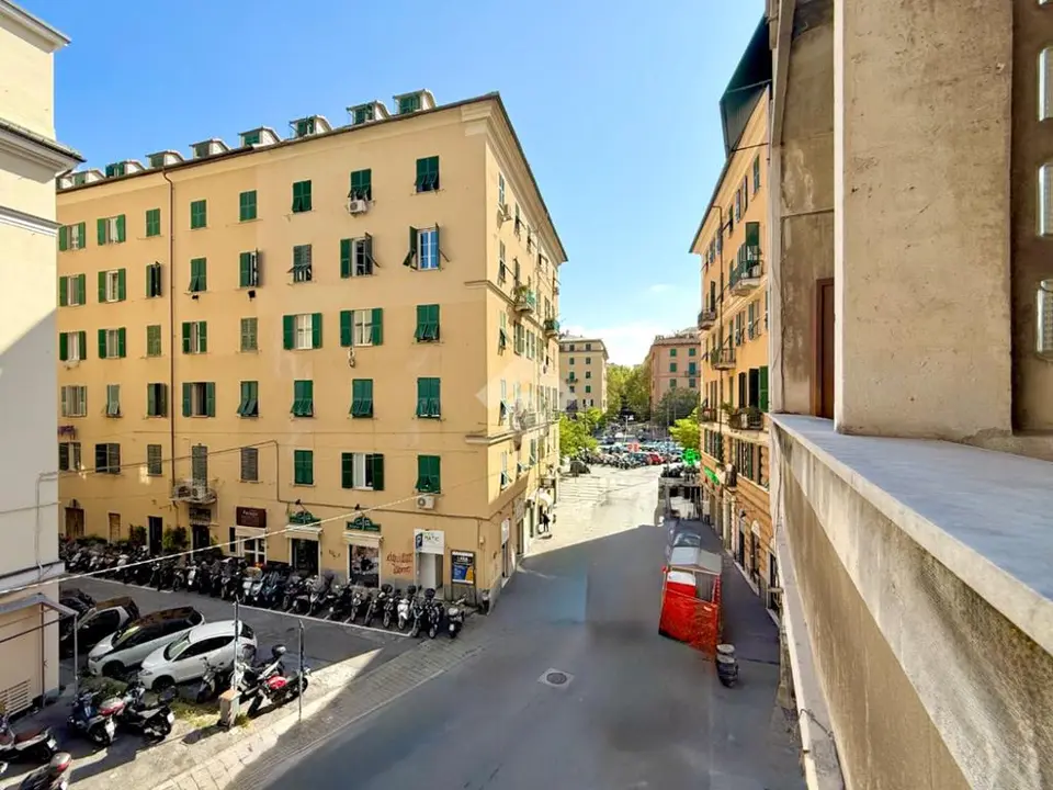 6 locali in vendita a Genova