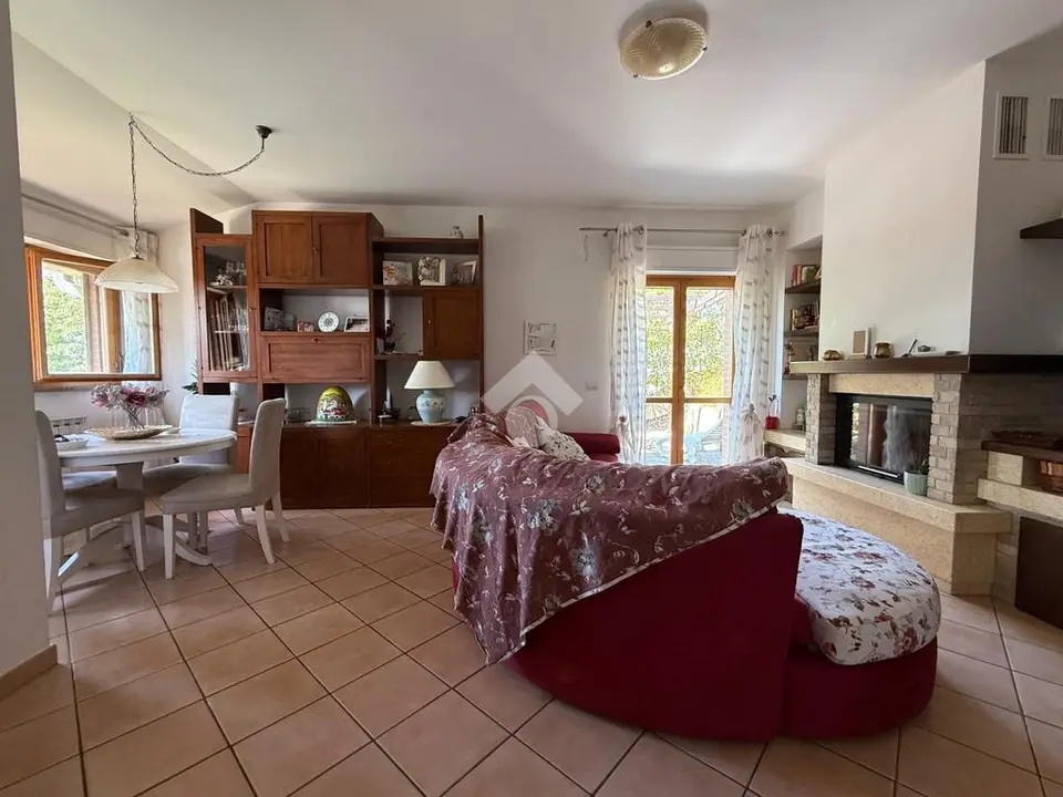 Casa semindipendente in vendita a Marsciano