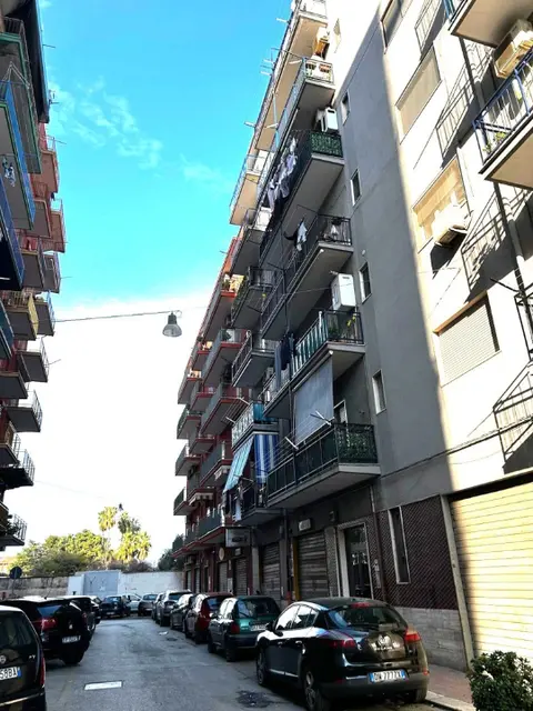 Appartamento in Via Verga 12, Taranto (TA)