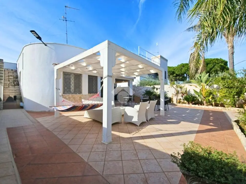 Casa indipendente in vendita a Porto Cesareo