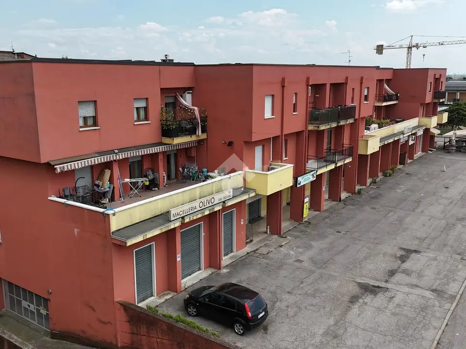 5 locali in vendita a Colognola Ai Colli