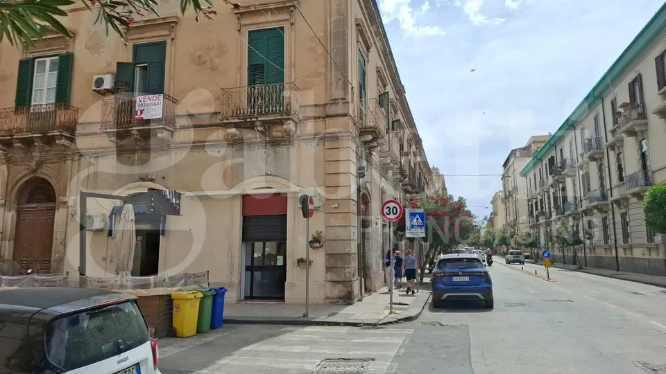 Appartamento in via nino bixio 6, Siracusa (SR)