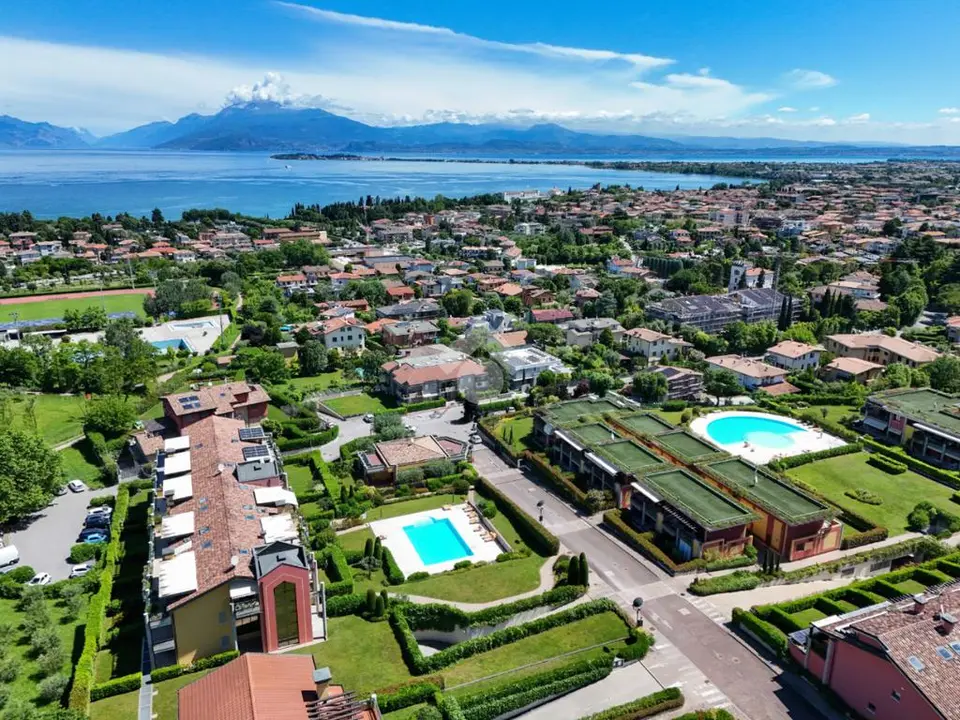 Attico in vendita a Desenzano Del Garda