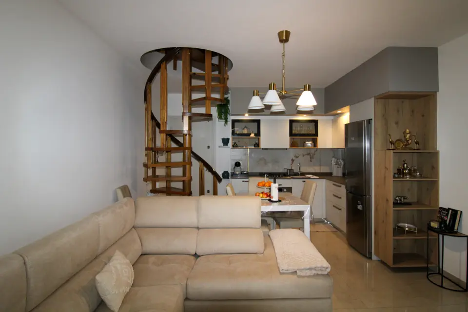 Appartamento in Via Sottotenente Mario Rigamonti 19, Centro Valle Intelvi (CO)