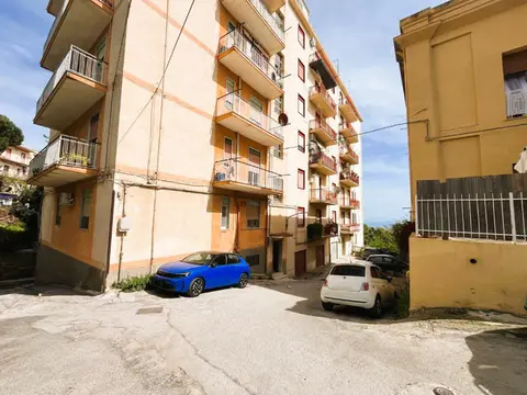 Appartamento in Via Fazello 2, Agrigento (AG)