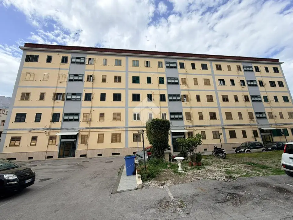 Trilocale in vendita a Castellammare Di Stabia