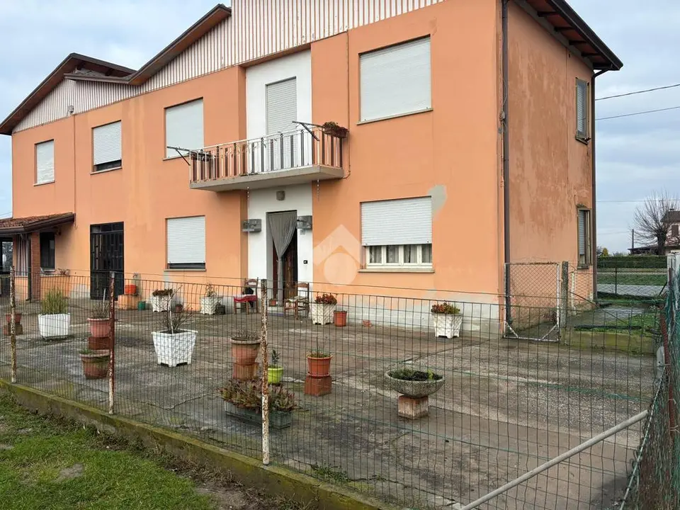 Multilocale in vendita a Boara Pisani